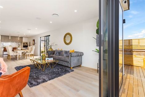 Photo of property in 3 Matuka Lane, Ranui, Auckland, 0612