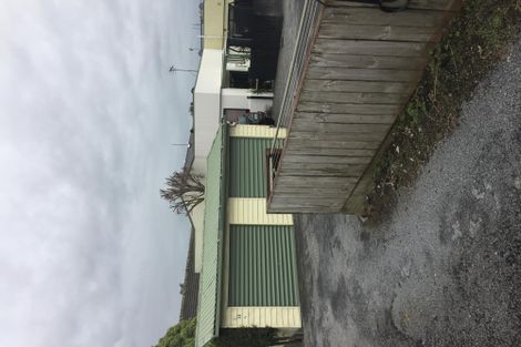 Photo of property in 2/19 Station Road, Pukekohe, 2120