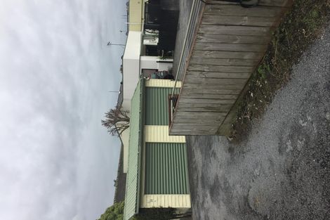 Photo of property in 2/19 Station Road, Pukekohe, 2120