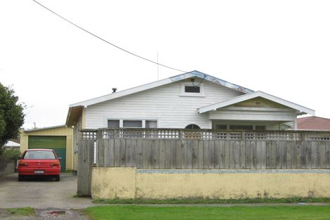 Photo of property in 43 Cracroft Street, Waitara, 4320