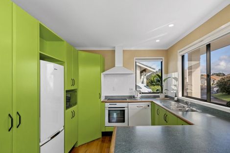 Photo of property in Cotswold Court, 16/8 Cheyne Road, Pyes Pa, Tauranga, 3112