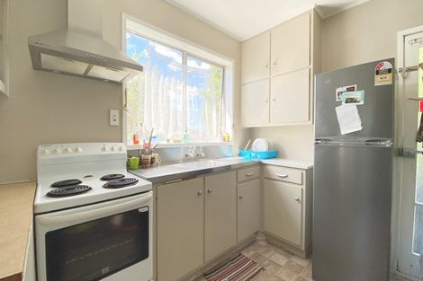 Photo of property in 2/4173a Great North Road, Glen Eden, Auckland, 0602