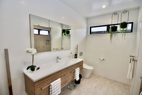 Photo of property in 45 Leeward Drive, Whitianga, 3510