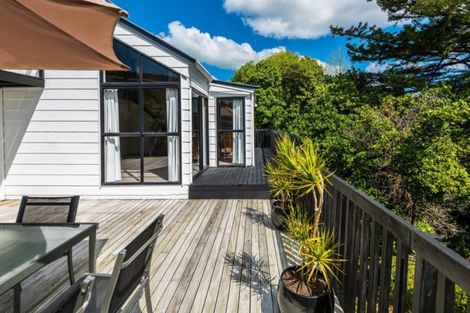 Photo of property in 60 Robbies Road, Shelly Park, Auckland, 2014