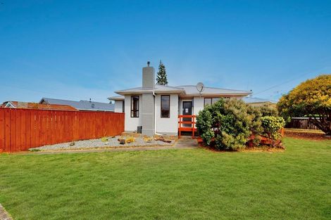 Photo of property in 27 Konini Street, Tawhero, Whanganui, 4501