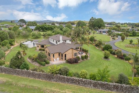 Photo of property in 7 Cairn Way, Te Kamo, Kamo, 0185