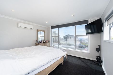 Photo of property in 62 Caldera Drive, Long Bay, Auckland, 0630