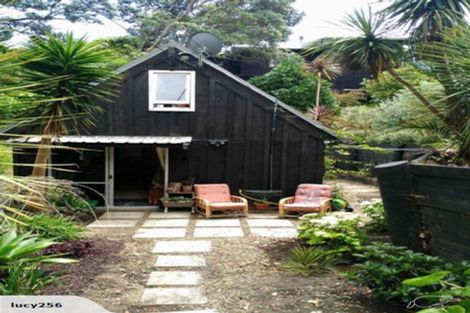 Photo of property in 355 Motutara Road, Muriwai, 0881