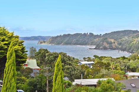 Photo of property in 3 Leigh Road, Leigh, 0985