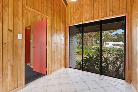 Photo of property in 158 Mcleod Road, South Head, Helensville, 0874