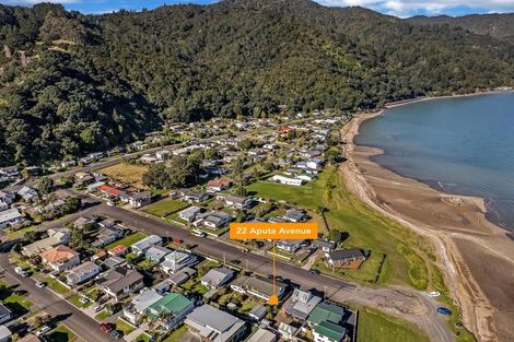 Photo of property in 22 Aputa Avenue, Te Puru, Thames, 3575