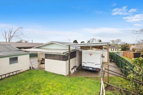 Photo of property in 60 Paterson Avenue West, Pukekohe, 2120