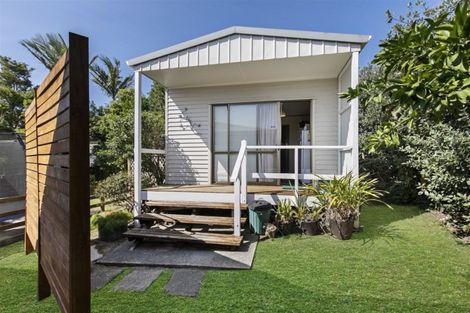 Photo of property in 19 Zion Road, Birkenhead, Auckland, 0626