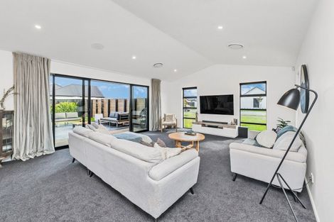 Photo of property in 7 Barewood Grove, West Melton, 7618