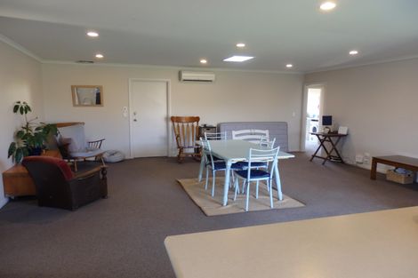 Photo of property in 4 Madison Street, Cambridge, 3434