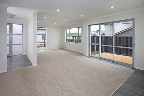 Photo of property in 9 Kato Way, Pukekohe, 2120
