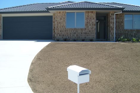 Photo of property in 20 Millbrae Place, Pokeno, 2402