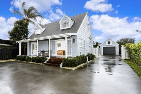 Photo of property in 1/4 Coronation Street, Belmont, Auckland, 0622