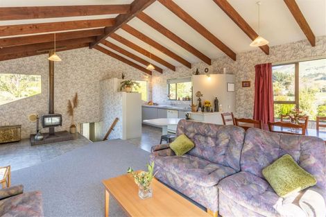 Photo of property in 583 Little Akaloa Road, Little Akaloa, Akaroa, 7583