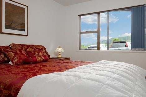 Photo of property in 17 Raynbird Street, Company Bay, Dunedin, 9014