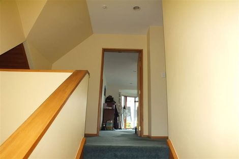 Photo of property in 11 Brockhall Lane, Avonhead, Christchurch, 8042