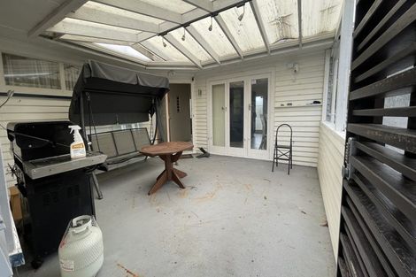 Photo of property in 10 Mildmay Road, Henderson, Auckland, 0610