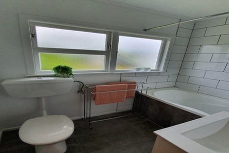 Photo of property in 817 Lawrence Street, Akina, Hastings, 4122