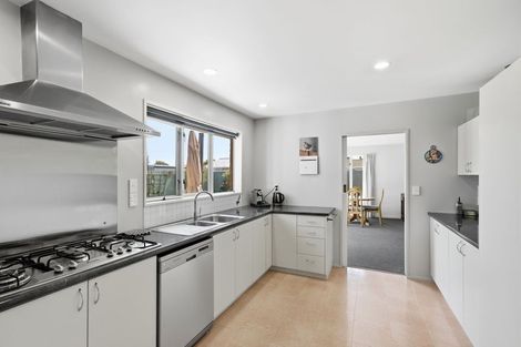 Photo of property in 2/40 Hare Street, Ilam, Christchurch, 8041