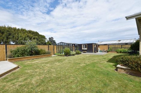 Photo of property in 52 Newbie Place, Heidelberg, Invercargill, 9812