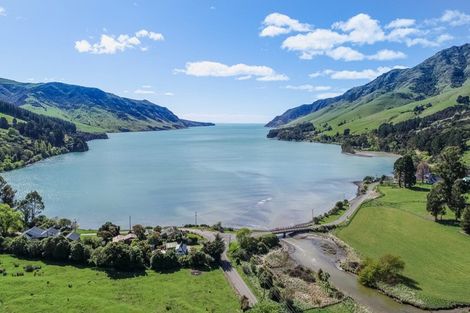 Photo of property in 1 Holmes Bay Road, Pigeon Bay, 7583