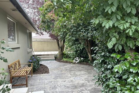 Photo of property in 72 Hounslow Street, Ilam, Christchurch, 8041