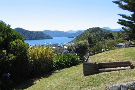 Photo of property in 31 Otago Street, Picton, 7220