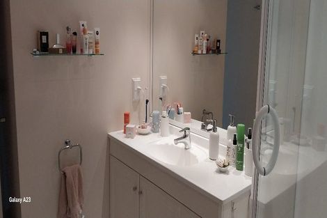 Photo of property in Highwic, 2/32 Hobson Street, Thorndon, Wellington, 6011