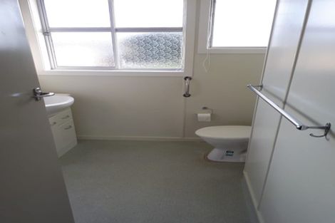 Photo of property in 291 Shakespeare Street, Leamington, Cambridge, 3432