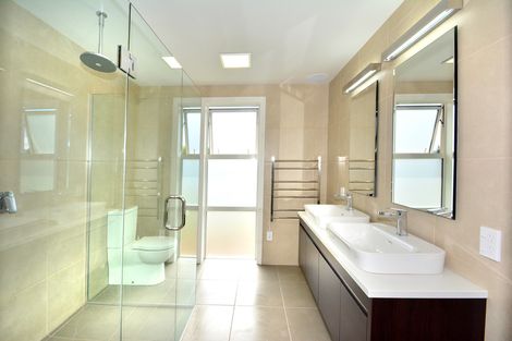 Photo of property in 100 Wingatui Road, Mosgiel, 9024