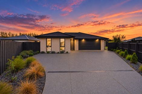 Photo of property in 10 Furlong Street, Yaldhurst, Christchurch, 8042