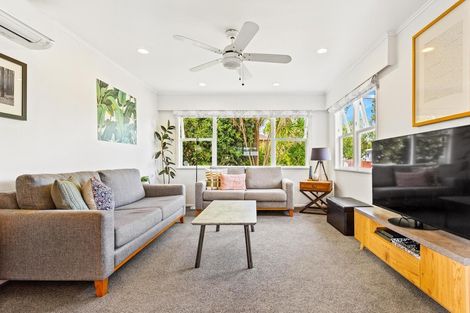 Photo of property in 19 Brennan Avenue, Te Atatu Peninsula, Auckland, 0610