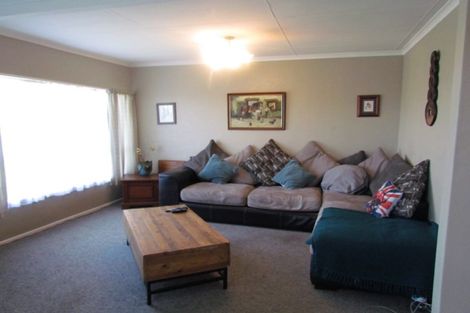 Photo of property in 80 Tararua Road, Levin, 5571