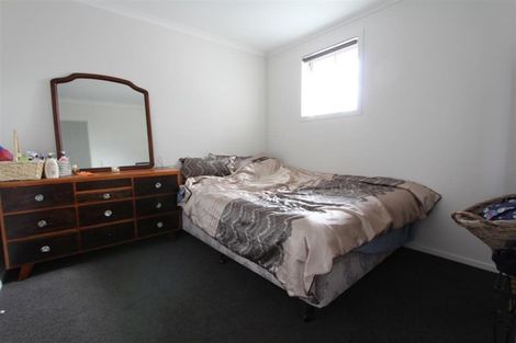 Photo of property in 33 Chiefs Court, Hamilton East, Hamilton, 3216