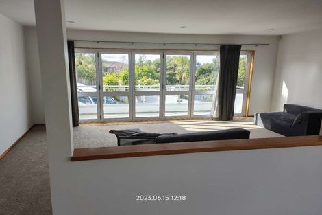 Photo of property in 16 Elsfield Place, Torbay, Auckland, 0630
