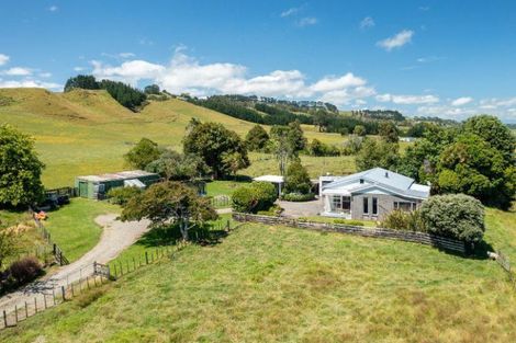 Photo of property in 826 Mokau Road, Mimi, Urenui, 4377