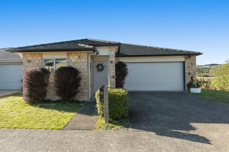 Photo of property in 39 Scoria Close, Pyes Pa, Tauranga, 3112