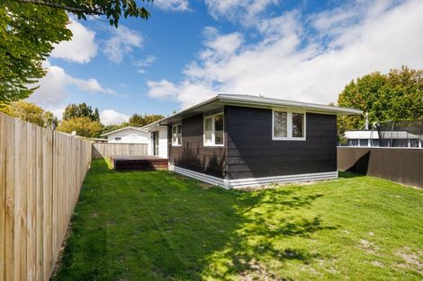 Photo of property in 66a Ruamahanga Crescent, Terrace End, Palmerston North, 4410