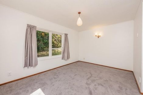Photo of property in 3 Woodford Way, Crofton Downs, Wellington, 6035