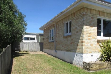 Photo of property in 15 Carey Street, Maeroa, Hamilton, 3200