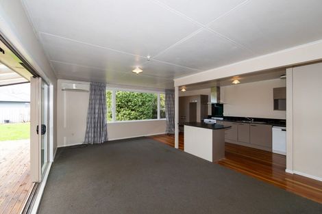 Photo of property in 16 Lipscombe Crescent, Havelock North, 4130