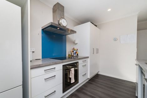 Photo of property in 2 Cardiff Street, Highbury, Palmerston North, 4412