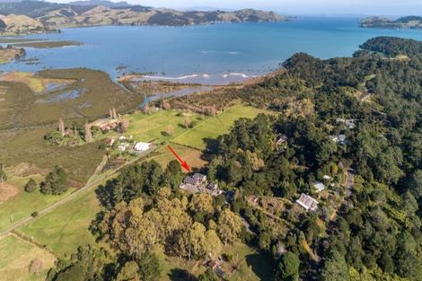 Photo of property in 285 Preeces Point Road, Preece Point, Coromandel, 3506