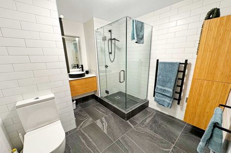 Photo of property in 402/18 Carlton Mill Road, Merivale, Christchurch, 8014