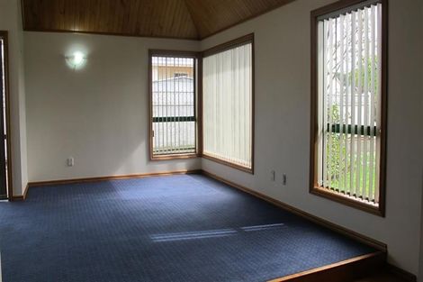 Photo of property in 33 Eastbourne Street, Caversham, Dunedin, 9012